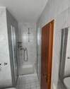 Bad mit Dusche - 