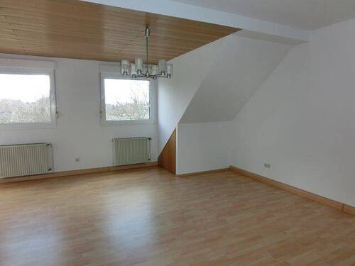 Schlafzimmer - 3 Zimmer Etagenwohnung zum Kaufen in Düren