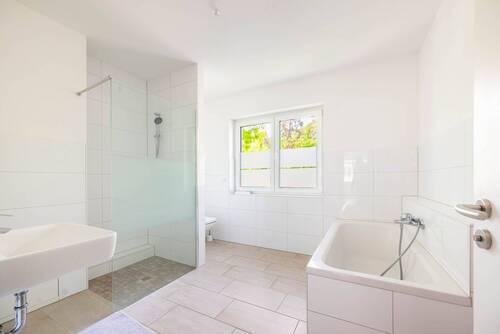 2. OG - Badezimmer - 