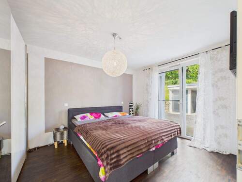 Schlafzimmer - Etagenwohnung mit 122,00 m² in Nürtingen zum Kaufen
