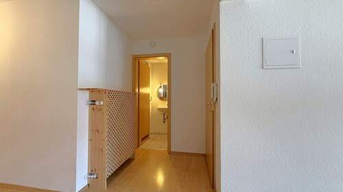 Eingangsbereich - 4 Zimmer Etagenwohnung zur Miete in Engen