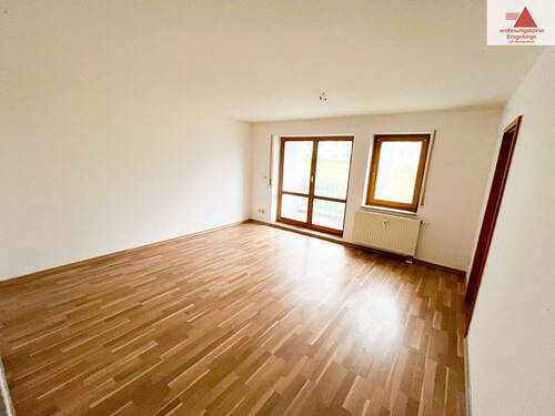 Wohnzimmer - 4-Raum-Wohnung mit Balkon im Erdgeschoss - Herzog-Georg-Ring in Annaberg!