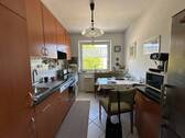 große Küche mit Essplatz - 2 Zimmer Etagenwohnung zum Kaufen in Erding