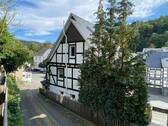 Rück-Ansicht - Mehrfamilienhaus, Wohnhaus in Schmallenberg
