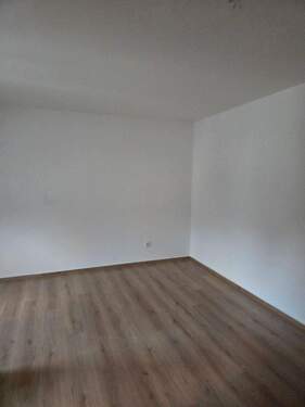 20260210_081049.jpg - Etagenwohnung mit 102,00 m&sup2; in Waldheim zur Miete