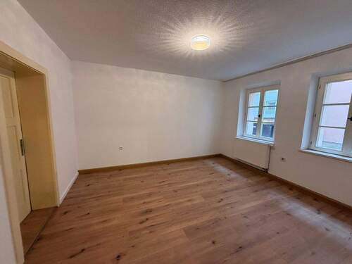 Bild 1 - Helle 2-Zimmer Wohnung in zentraler Lage - Ludwigstraße 48, Nürnberg