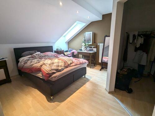 Schlafzimmer mit Ankleide Wohnung DG - 