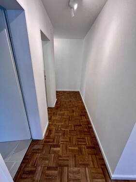 Bild 3 - 4 Zimmer Etagenwohnung in Erbach-Dellmensingen