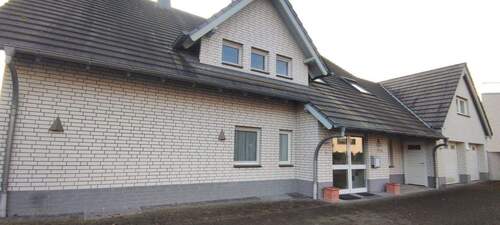 Vorderansicht - 9 Zimmer Einfamilienhaus zum Kaufen in Rheda-Wiedenbrück