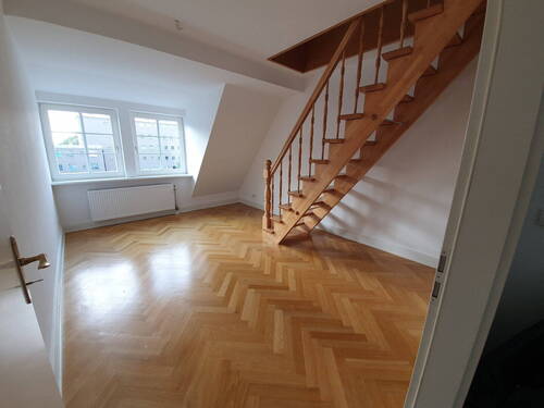 Zimmer 3 - 