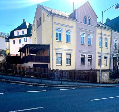 Ansicht von vorn - 1 Zimmer Mehrfamilienhaus, Wohnhaus zum Kaufen in Elsterberg