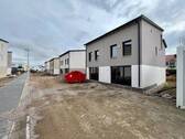 Gartenseite WEG 3 Breslauer Straße - 4 Zimmer Doppelhaushälfte in Biblis