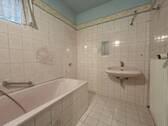 Badezimmer Untergeschoss - 