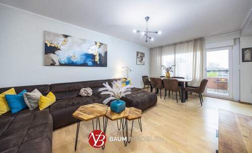 Wohn-/Essbereich - Familienfreundliche 4-Zimmer-Wohnung mit Balkon in Meerbusch-Büderich