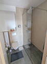modernes Badezimmer - 