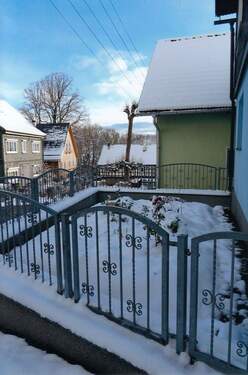 kleiner Vorgarten - Einfamilienhaus mit 170,00 m&sup2; in Sachsenbrunn zum Kaufen