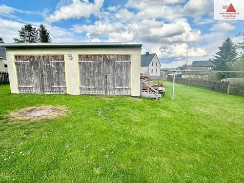 Garagen - Doppelhaushälfte mit 70,00 m&sup2; in Jöhstadt zum Kaufen