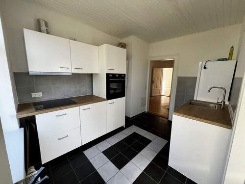 Küche - 5 Zimmer Etagenwohnung in Celle