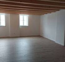 Großzügige 2-ZImmer-Wohnung in Geisenhausen