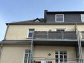 Objektansicht - Etagenwohnung mit 68,00 m&sup2; in Hartmannsdorf zum Kaufen