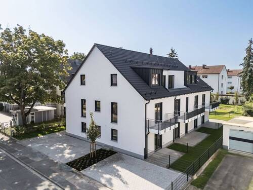 Außenansicht - Erstbezug: 3-Zimmer-Erdgeschosswohnung mit sonniger Terrasse, Privatgarten und Einbauküche