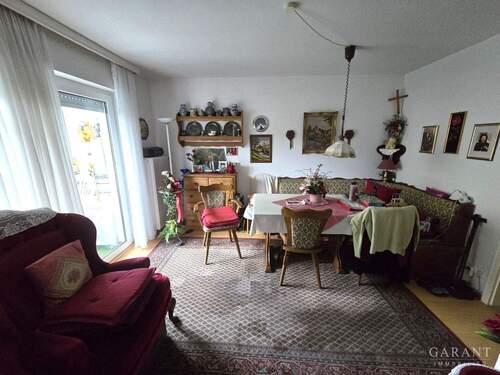 Werbebild - 3 Zimmer Etagenwohnung zum Kaufen in Stuttgart