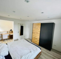 Renovierte,heller, sehr ruhige Wohnung! - Kiel Südfriedhof