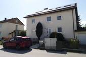 Startbild.JPG - Gepflegtes modernisiertes 2-FH mit Garten + Garage