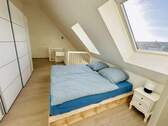 Schlafzimmer / Sleeping Room - 