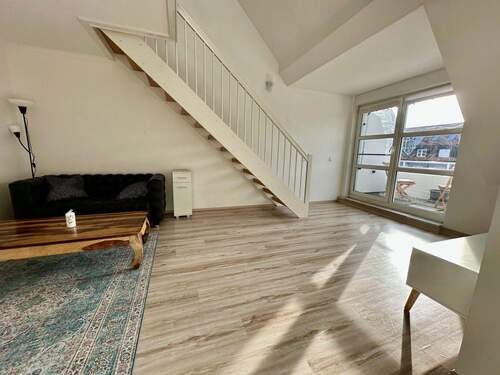 Wohnzimmer / Living Room - 