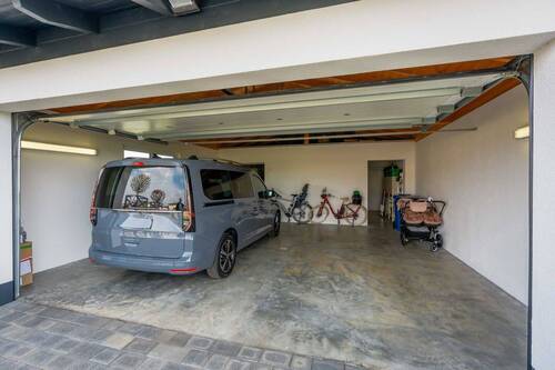 Garage - 