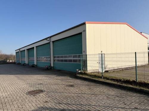 Busgaragen Westansicht - 