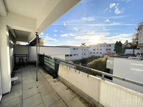 Balkon - Sonnige 3-Zimmer-Wohnung am Ulmer Safranberg
