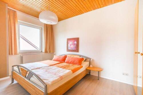 Wohnung 4 im DG - Schlafzimmer - 
