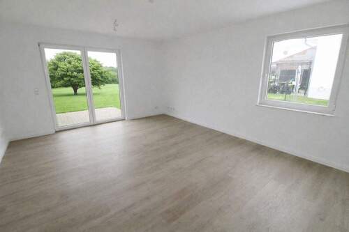 Wohnzimmer - 4 Zimmer Doppelhaushälfte zur Miete in Bad Fallingbostel OT Dorfmark