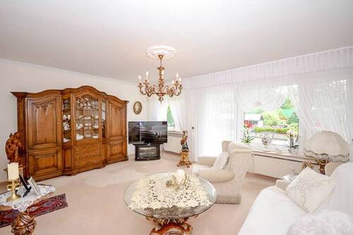 Wohnzimmer - 3 Zimmer Etagenwohnung zum Kaufen in Brühl
