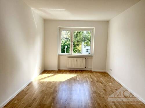 Zimmer 3 - Etagenwohnung mit 118,00 m² in Frankfurt am Main zum Kaufen