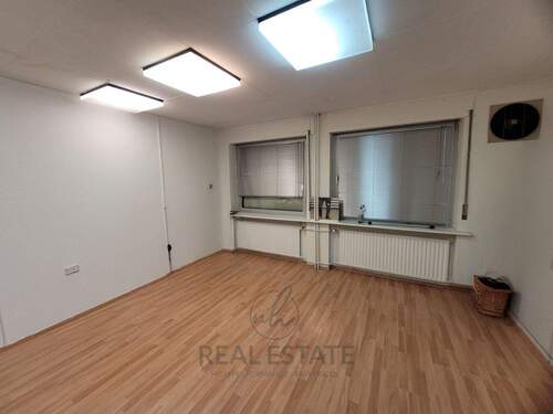 2.jpg - Halle zur Miete in Norderstedt