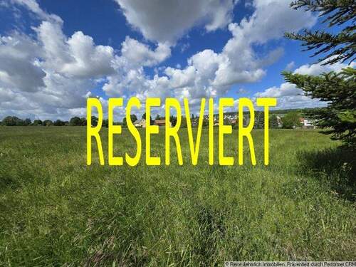 Aussicht - 2 schöne ebene Grundstücke in Taura... ca. 36m x 27m