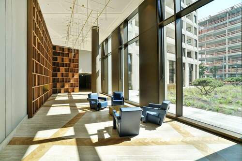 Lounge im Eingangsbereich - 