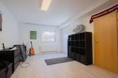 Schlafzimmer im UG - 