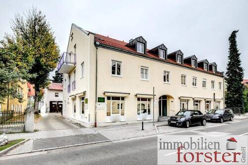 Aussenansicht - TOP Büro- Praxisfläche im Erdgeschoss in zentraler Lage von Weilheim (Süd)!