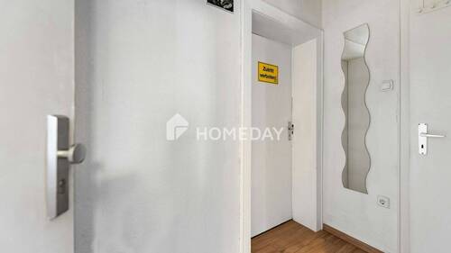 Flur 1 - 1 Zimmer Etagenwohnung zum Kaufen in Essen