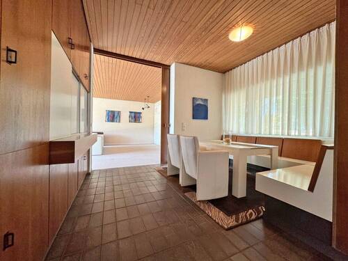 Esszimmer mit Blick zur Küche und Wohnzimmer - Bungalow mit 151,00 m² in Schüttorf zur Miete