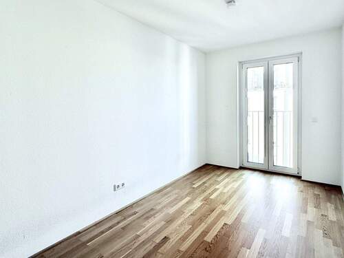 Arbeits- bzw. Kinderzimmer unmöbliert - 