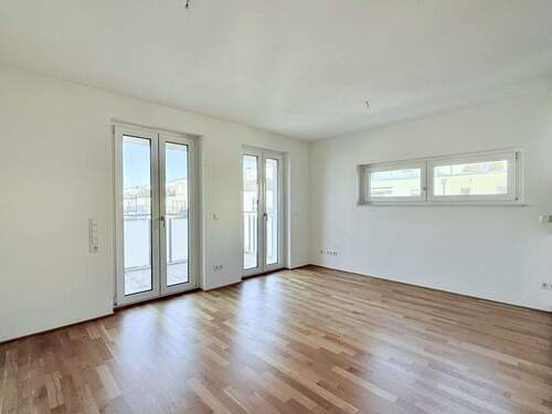 Helles Wohnzimmer - 3 Zimmer Etagenwohnung in Frankfurt am Main