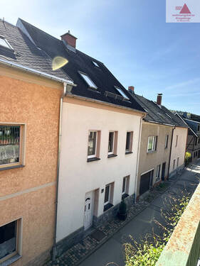 Straßenansicht - 1 Zimmer Einfamilienhaus zum Kaufen in Lößnitz