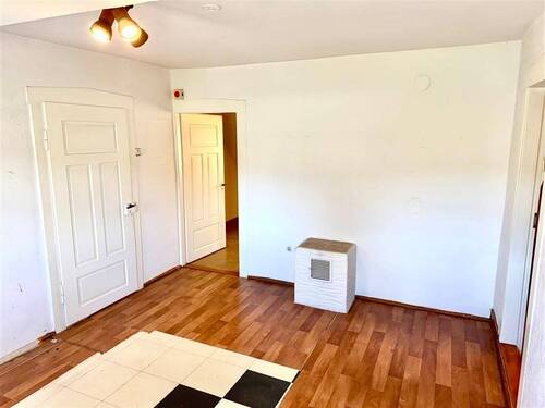 Zimmer 1 (OG) - 