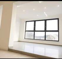 Großzügige Loftwohnung im ehemaligen Kino mit 2 Zimmern, Fahrstuhl und guter Infrastruktur - Wedel