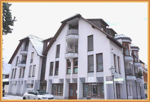 Ansicht Eingang - Stilvoll wohnen im Herzen der Zeller Altstadt-exklusive 4,5-Zimmer-Wohnung ab 1. April zu mieten !